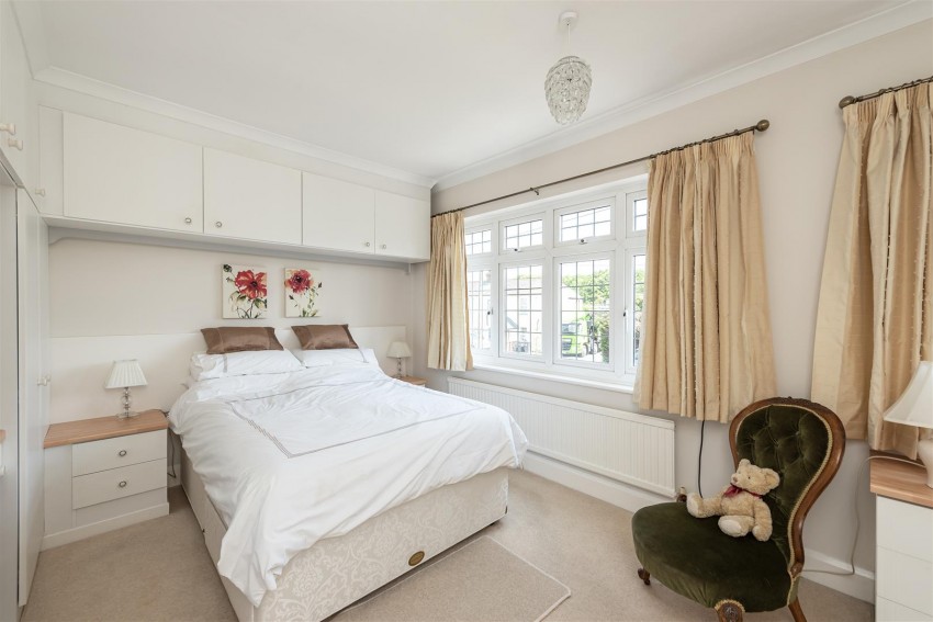 Images for Bullens Green Lane, Colney Heath, St. Albans