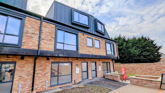 View Full Details for Alban Mews, Hatfield Road, St. Albans